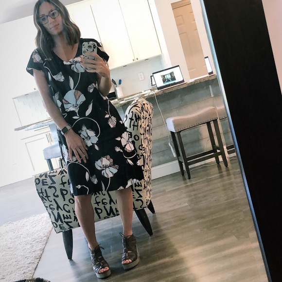 Meet your Posher, Samantha - Picture 3 of 3